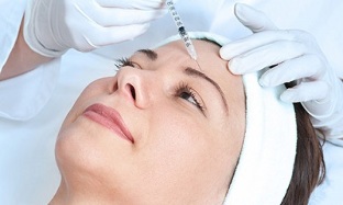 injections to rejuvenate the skin around the eyes